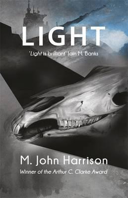 Light By:Harrison, M. John Eur:22.75 Ден1:699