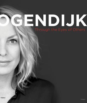 Through the Eyes of Others, I See Me By:Hoogendijk, Micky Eur:35,76 Ден2:2199